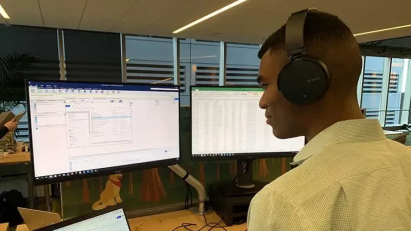 Data Analyst job at Salesforce